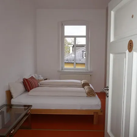 Guest house Cityapart Hof 2*
